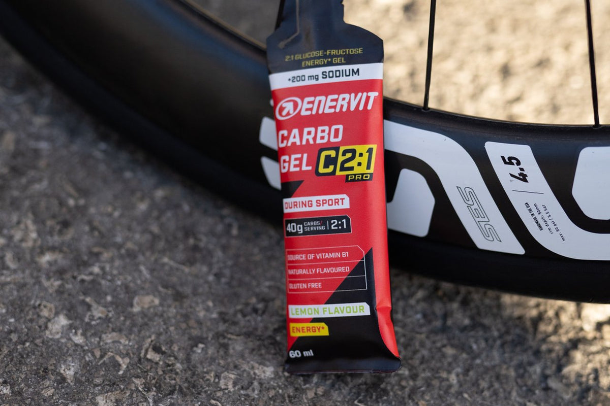 Energetický gel ENERVIT Carbo Gel C2:1 se sodíkem u kola