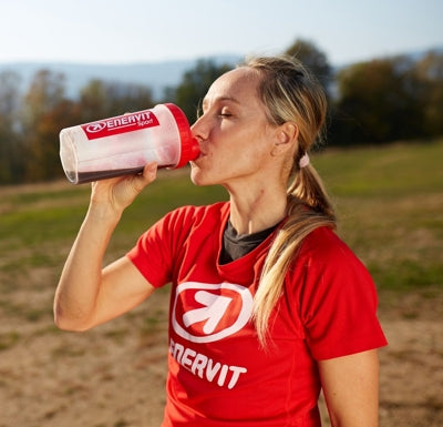 Sportovní výživa: Co si vzít před, během a po sportu?