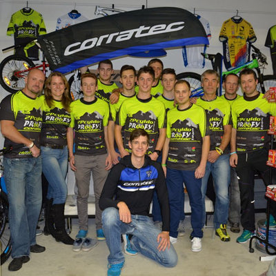 ZPCYKLO PROOFY Corratec team